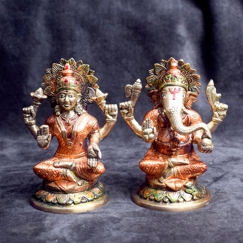 Beautiful handcrafted brass Lakshmi Ganesh idol for home temple and festive pooja. India’s Largest Brass Idols Brand - www.satvikstore.in